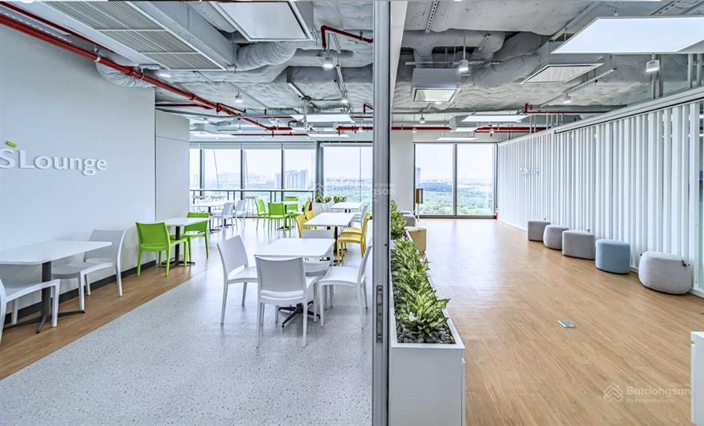 530m2 có cắt nhỏ từ 100m2 cho thuê giá 300k/m2/th tại diamond flower 48 lê văn lương