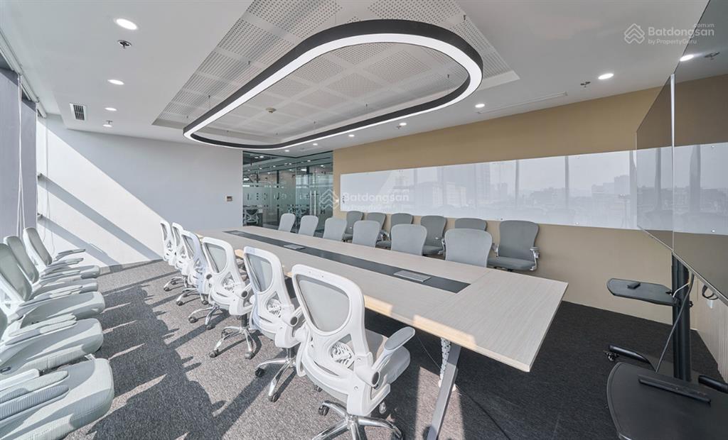 530m2 có cắt nhỏ từ 100m2 cho thuê giá 300k/m2/th tại diamond flower 48 lê văn lương