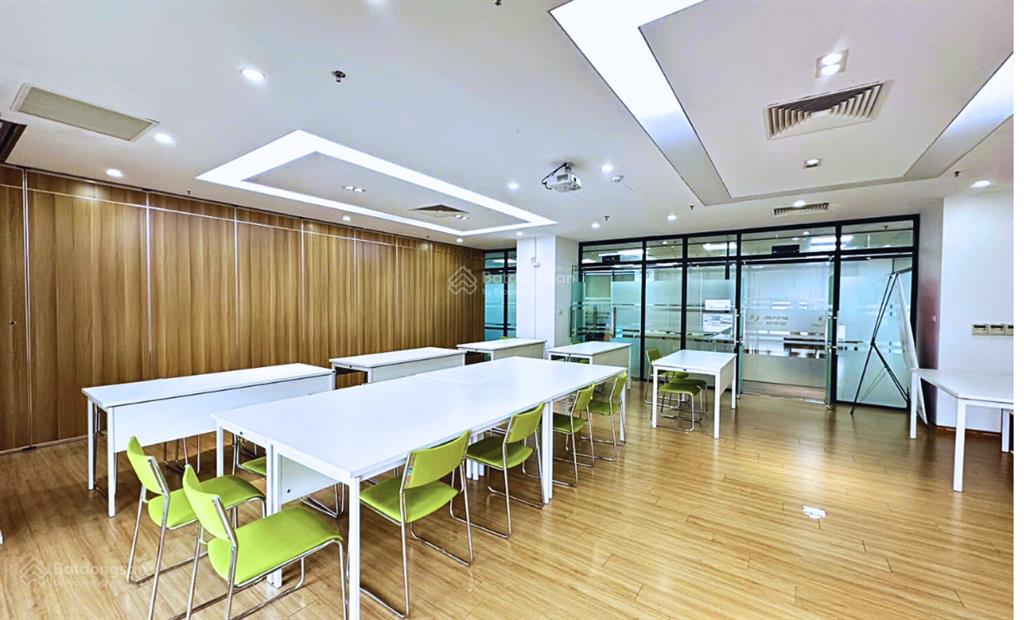 530m2 cắt nhỏ từ 100m2 giá 290 nghìn/m2/th tại sunshine center phạm hùng, sẵn nội thất cao cấp