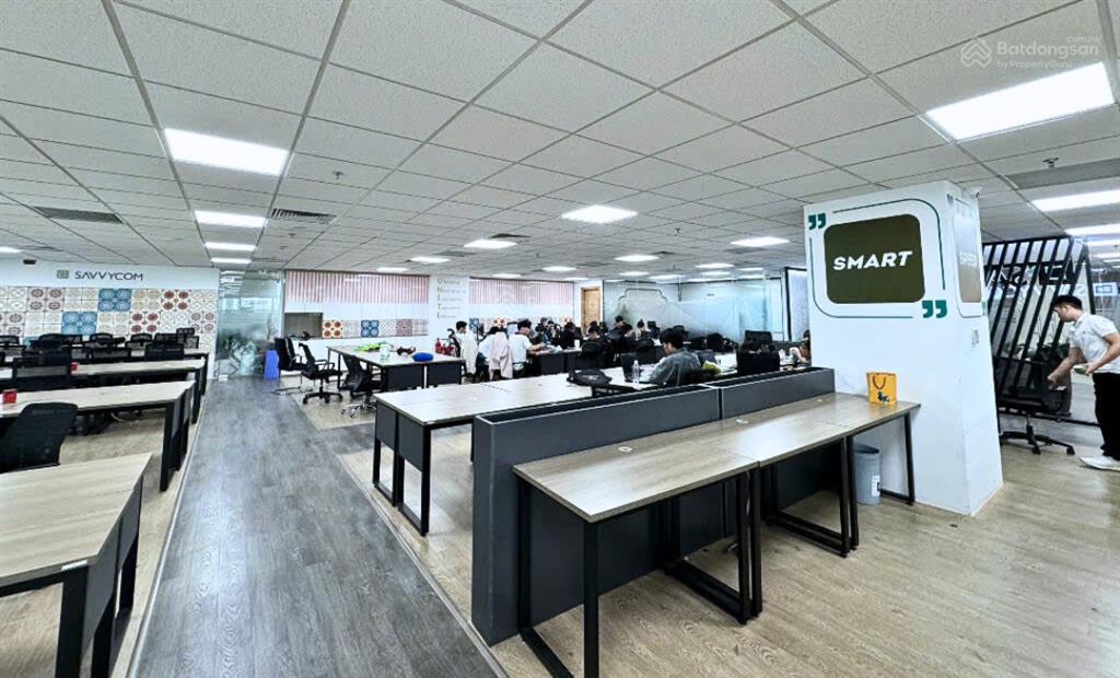500m2 cắt lẻ từ 80m2 cho thuê giá 280k/m2/th đã setup nội thất tại việt á tower duy tân