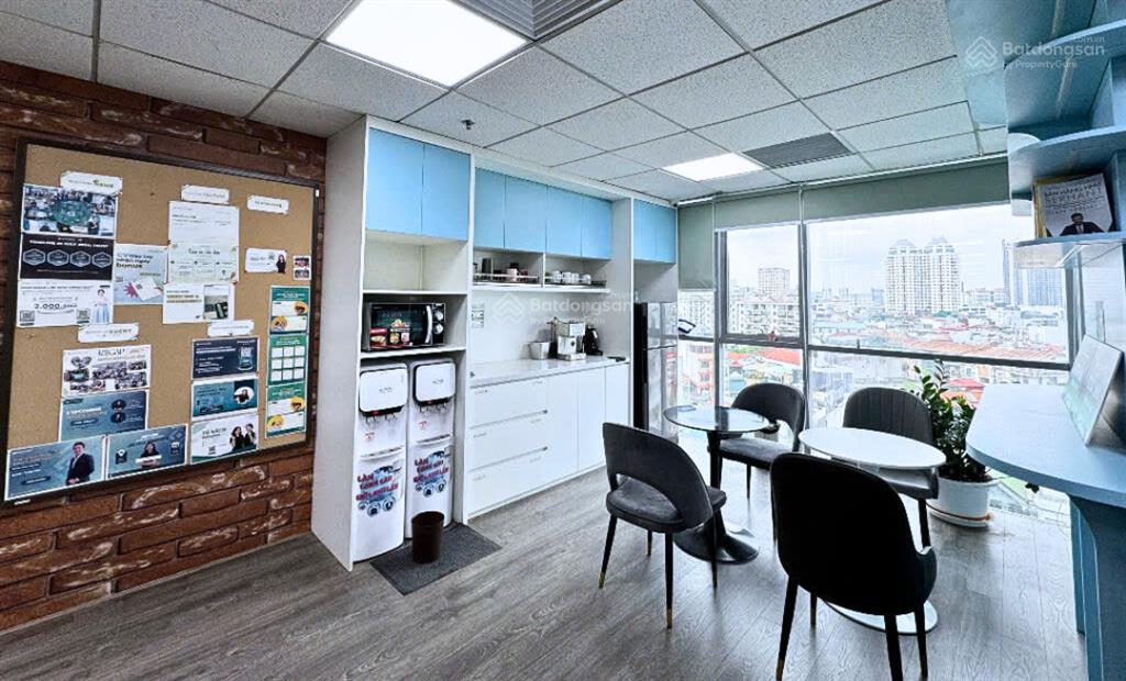 500m2 cắt lẻ từ 80m2 cho thuê giá 280k/m2/th đã setup nội thất tại việt á tower duy tân