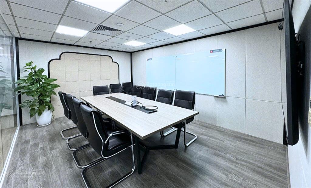 500m2 cắt lẻ từ 80m2 cho thuê giá 280k/m2/th đã setup nội thất tại việt á tower duy tân