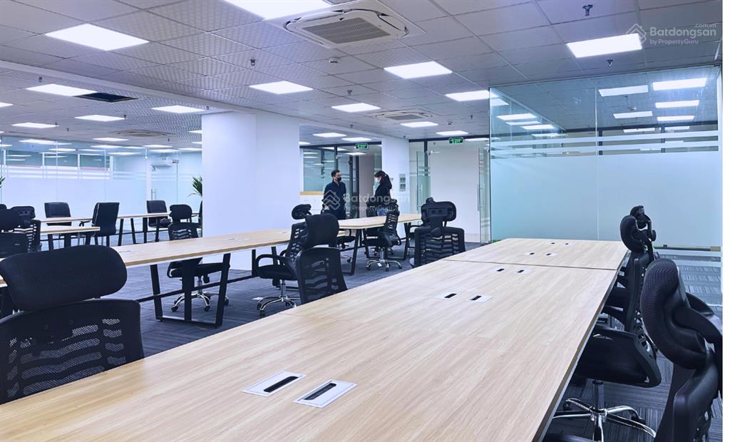 550m2 cắt lẻ cho thuê giá 220 nghìn/m2/th đã setup nội thất tại geleximco đường giải phóng