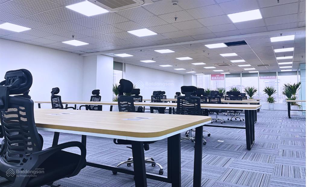 550m2 cắt lẻ cho thuê giá 220 nghìn/m2/th đã setup nội thất tại geleximco đường giải phóng
