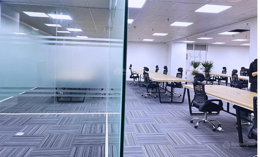 550m2 cắt lẻ cho thuê giá 220 nghìn/m2/th đã setup nội thất tại geleximco đường giải phóng