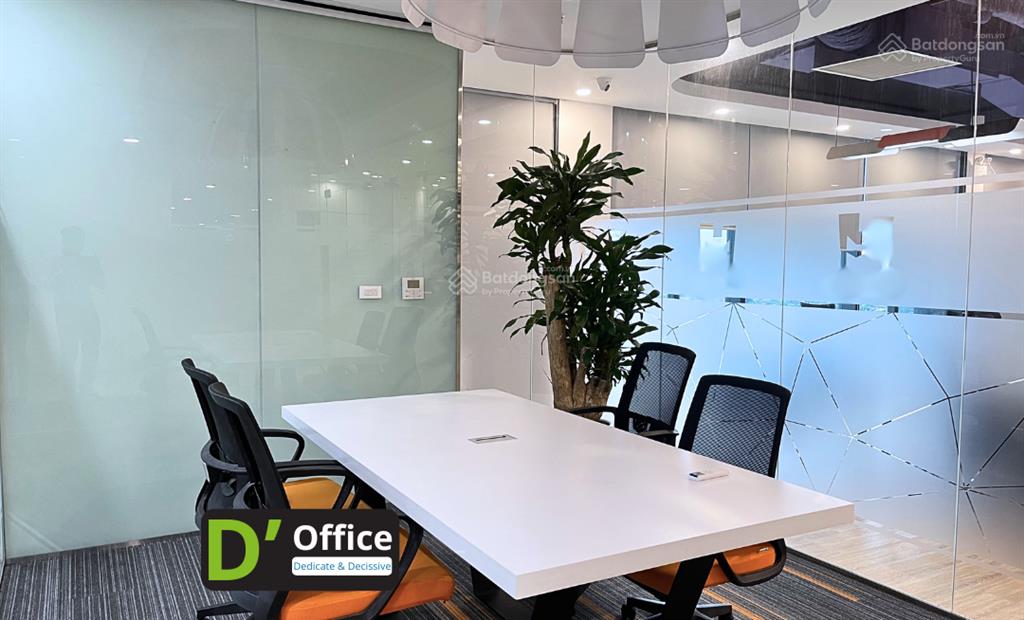 550m2 cắt nhỏ từ 100m2 giá 260k/m2/th sẵn nội thất tại vinhomes d'capitale trần duy hưng
