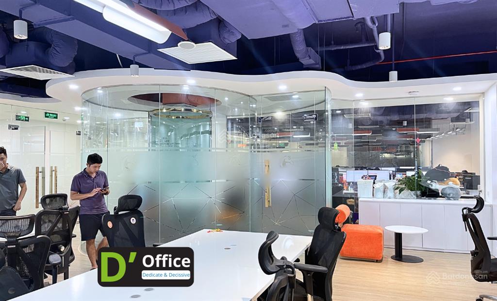 550m2 cắt nhỏ từ 100m2 giá 260k/m2/th sẵn nội thất tại vinhomes d'capitale trần duy hưng