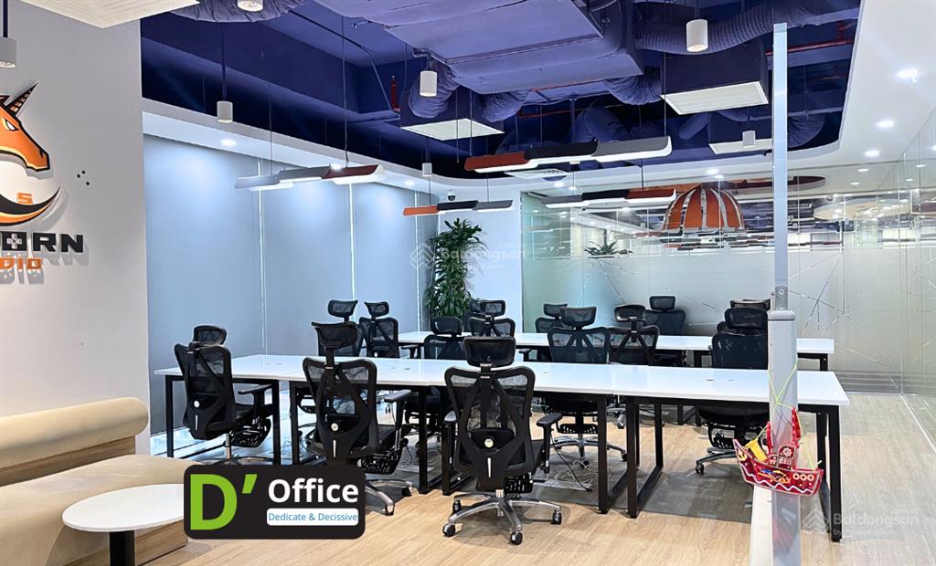 550m2 cắt nhỏ từ 100m2 giá 260k/m2/th sẵn nội thất tại vinhomes d'capitale trần duy hưng