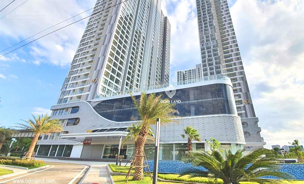 550m2 cắt nhỏ giá 280.000đ/m2/tháng, sẵn nội thất vinhomes west point phạm hùng