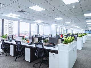550m² có cắt nhỏ từ 100m² giá 265k/m2/th sẵn nội thất tại ngoại giao đoàn view công viên