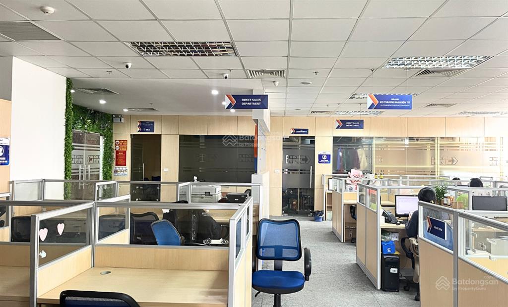 520m2 cắt nhỏ từ 100m2 giá 260k/m2/th setup nội thất hòa bình green city 505 minh khai