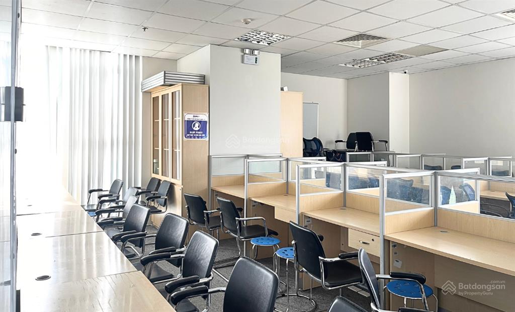 520m2 cắt nhỏ từ 100m2 giá 260k/m2/th setup nội thất hòa bình green city 505 minh khai