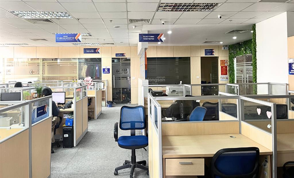 520m2 cắt nhỏ từ 100m2 giá 260k/m2/th setup nội thất hòa bình green city 505 minh khai