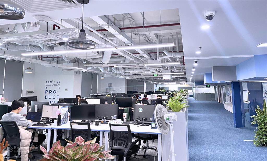 550m2 cắt nhỏ từ 100m2 giá 300k/m2/th sẵn nội thất tại tòa ladeco building, phường giảng võ