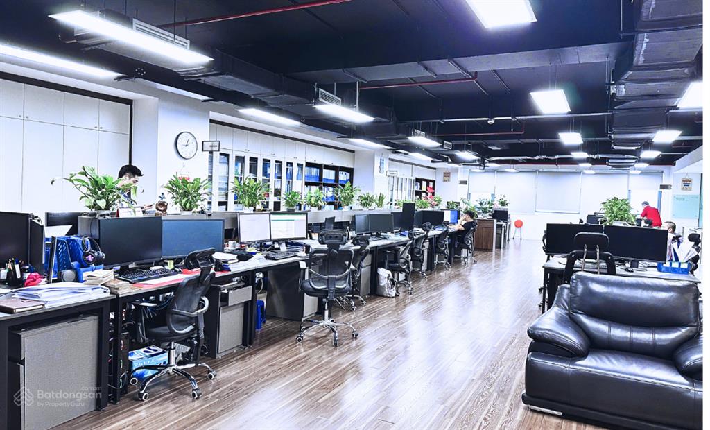 550m2 cắt nhỏ từ 100m2 cho thuê giá 265k/m2/th có sẵn nội thất tại viwaseen tower tố hữu
