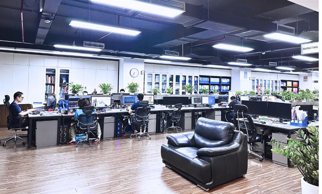 550m2 cắt nhỏ từ 100m2 cho thuê giá 265k/m2/th có sẵn nội thất tại viwaseen tower tố hữu