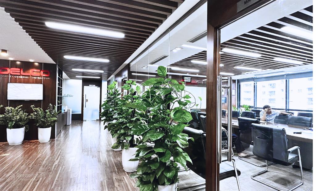 550m2 cắt nhỏ từ 100m2 cho thuê giá 265k/m2/th có sẵn nội thất tại viwaseen tower tố hữu