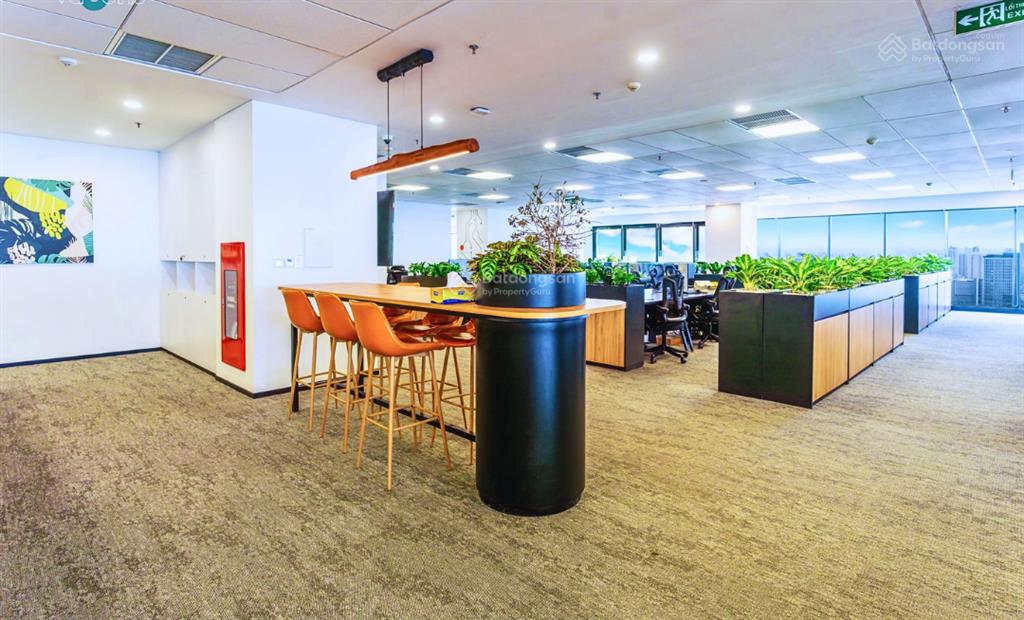 500m2 cắt từ 100m cho thuê, giá 320k/m2/th, đã setup nội thất tại hud tower lê văn lương