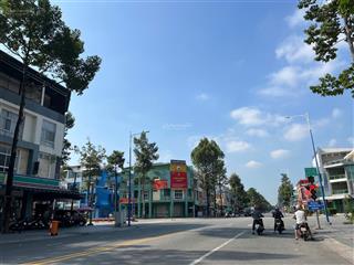 Cho thuê căn góc 1 trệt 3 lầu siêu vip ngay lý thái tổ giao đồng khởi nhà 3 mặt tiền