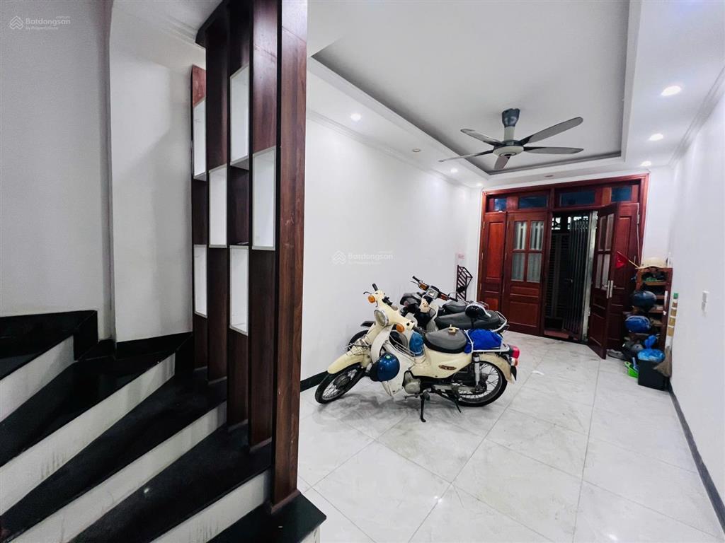 Hiếm  phùng khoang  nam từ liêm 7 ngủ, cách ô tô 15m