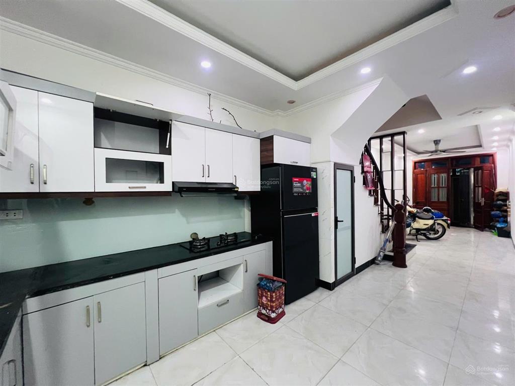 Hiếm  phùng khoang  nam từ liêm 7 ngủ, cách ô tô 15m