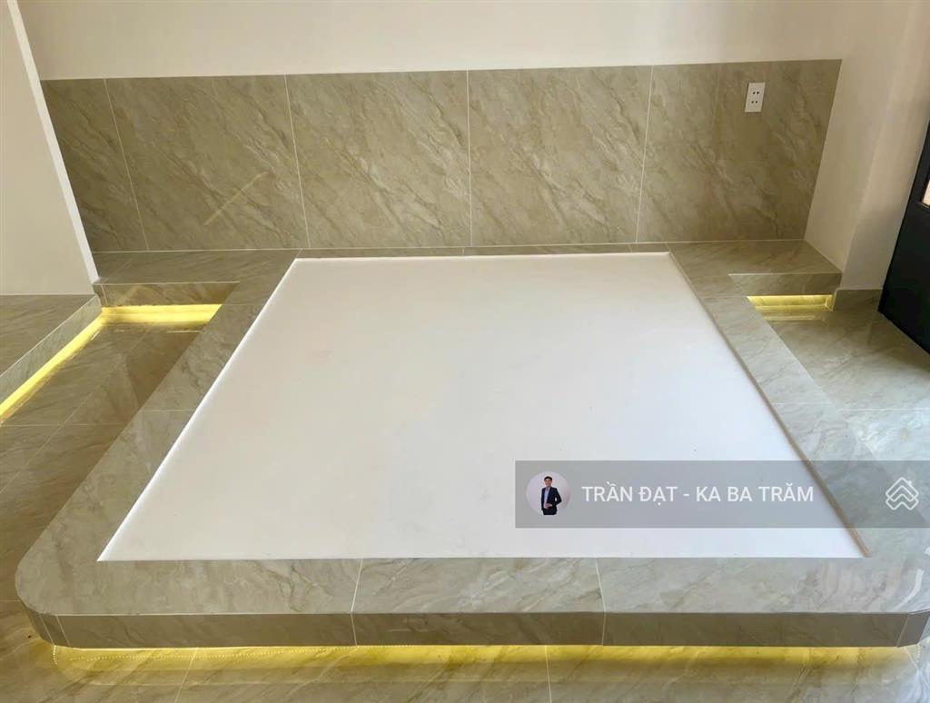 9,8 tỷ! siêu phẩm mặt tiền kinh doanh trần tấn ,3 tầng, 4 x 17m, vuông vức, ngay nguyễn thế truyện