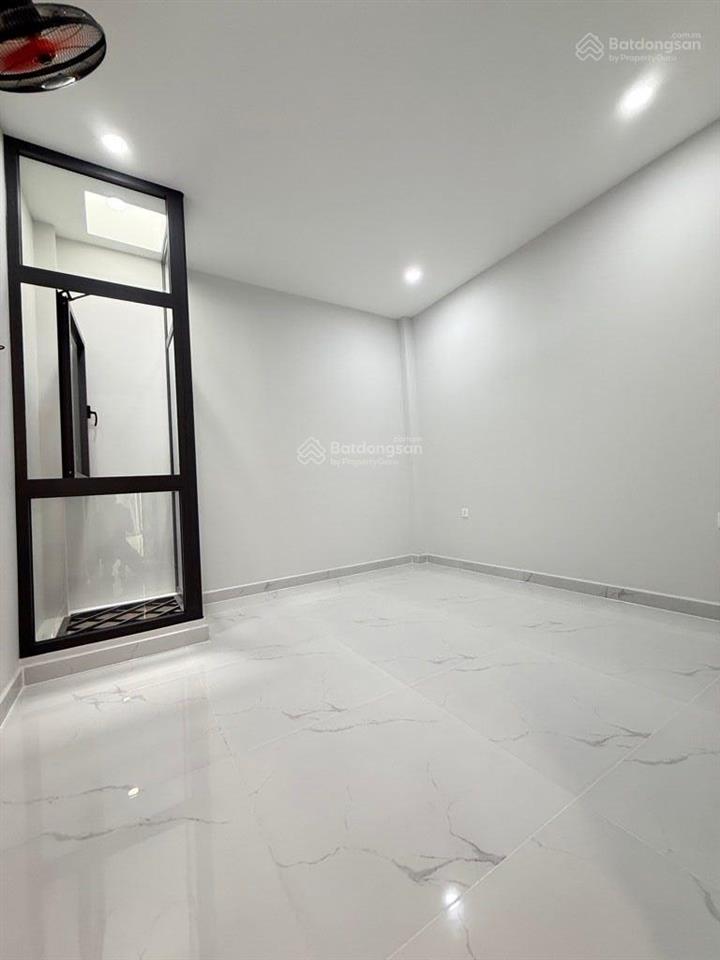 Hàng hiếm  hẻm 6m thông  trường chinh  ngay ubnd  4x15m  3 tầng  chỉ 8 tỷ 8  giá tốt khu vực