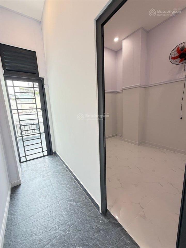 Hàng hiếm  hẻm 6m thông  trường chinh  ngay ubnd  4x15m  3 tầng  chỉ 8 tỷ 8  giá tốt khu vực