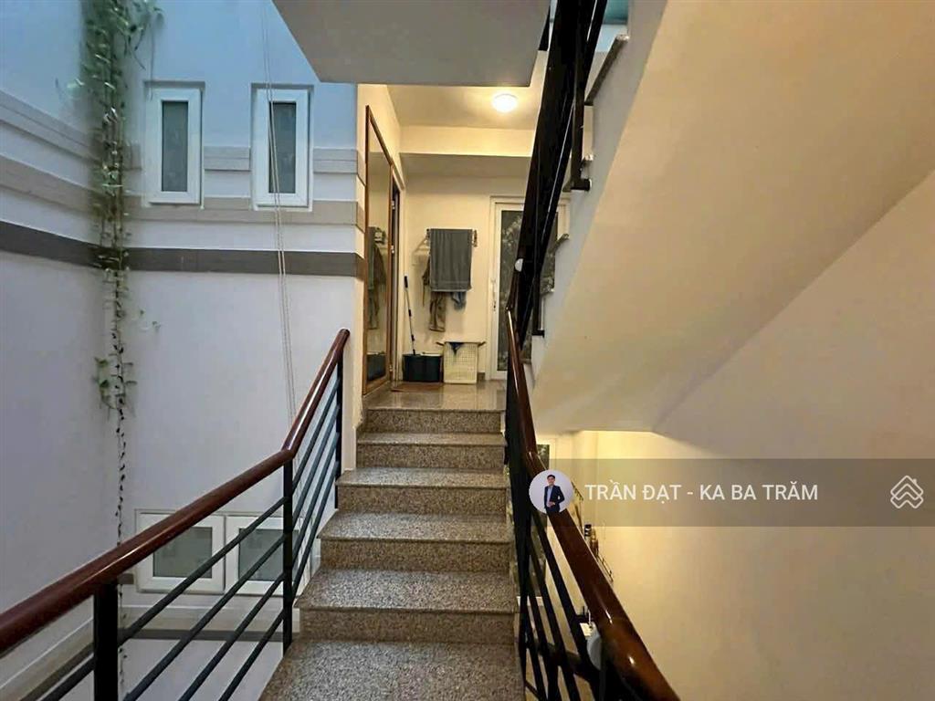 Chính chủ gửi bán gấp nhà 2 tầng hồ đắc di, tây thạnh, dt 4x25m,nở hậu 8m,có giá tốt đầu tư
