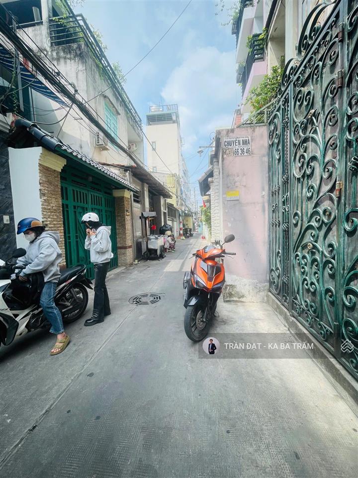 Chỉ 5,5 tỷ! hẻm 5m độc lập  ngay tân sơn nhì, 4x17m, vuông vức, tiện xây mới, sp, nail, văn phòng