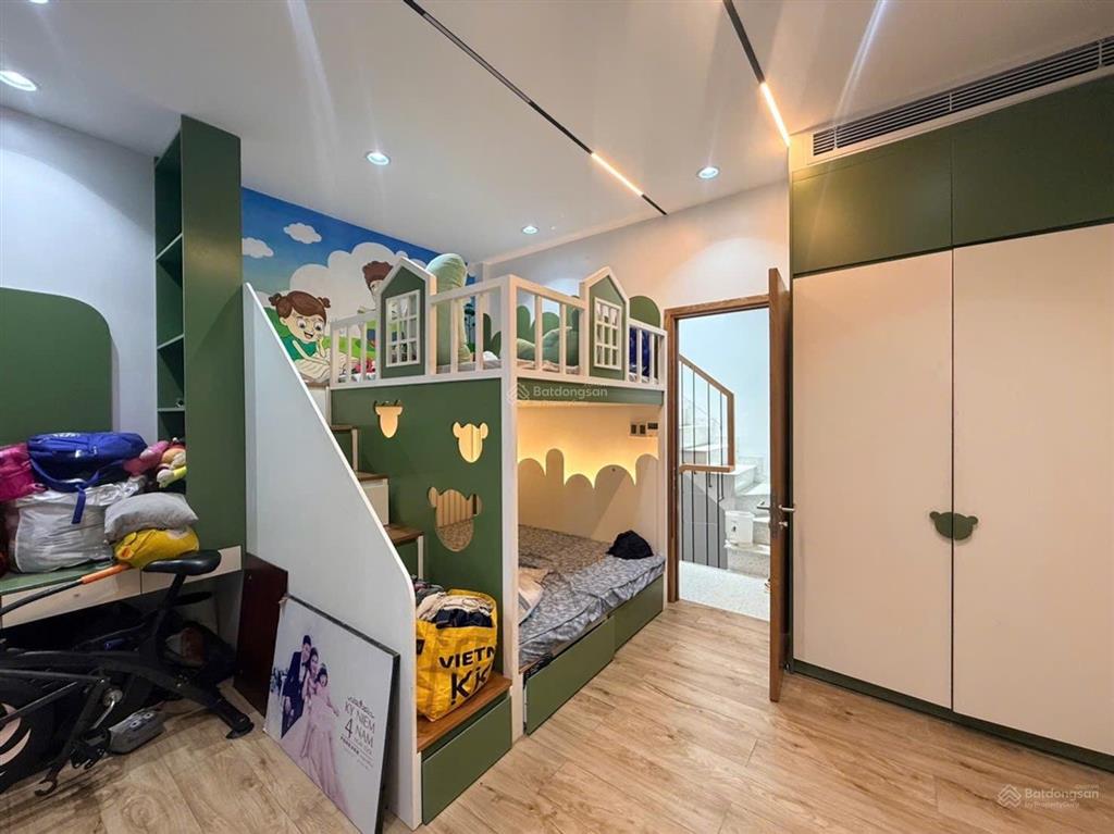 Nhà 4 tầng hẻm xe hơi khu vip tân sơn nhì full nội thất ngang 5m chỉ 5.9 tỷ