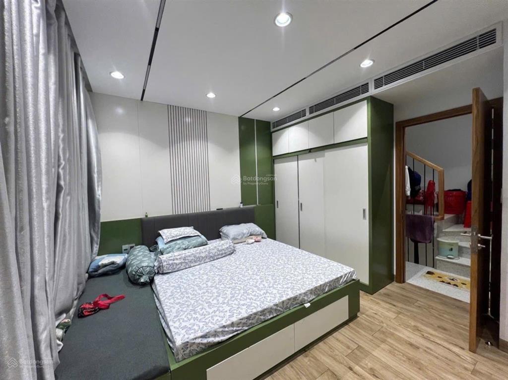 Nhà 4 tầng hẻm xe hơi khu vip tân sơn nhì full nội thất ngang 5m chỉ 5.9 tỷ
