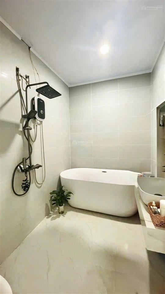 Nhà đẹp ngay tân sơn nhì  2 tầng  ngang 6m x8.5m  hiếm nhà bán  tiện ở , cho thuê  chỉ 4.65 tỷ