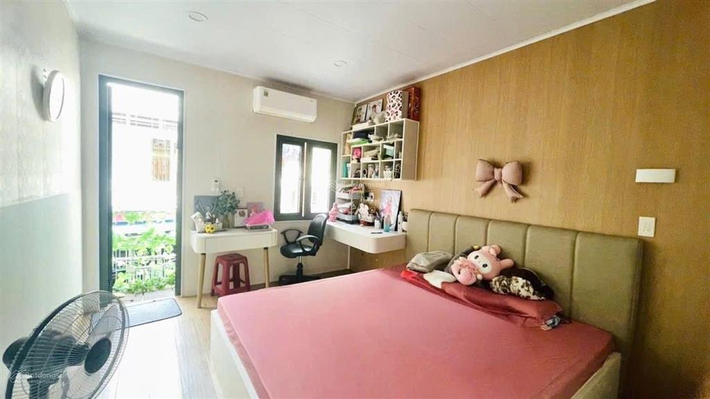 Nhà đẹp ngay tân sơn nhì  2 tầng  ngang 6m x8.5m  hiếm nhà bán  tiện ở , cho thuê  chỉ 4.65 tỷ