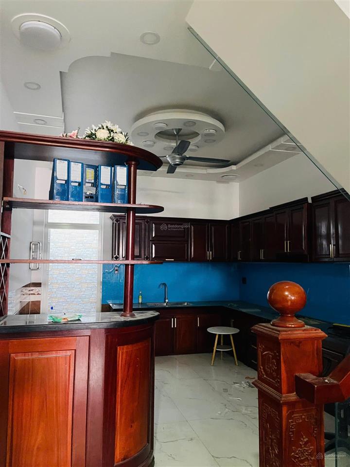 Hẻm xe tải  bờ bao tân thắng  4 tầng  72m2  4x17m  nhà đẹp  tiện ở hoặc cho thuê  chỉ 8,6 tỷ