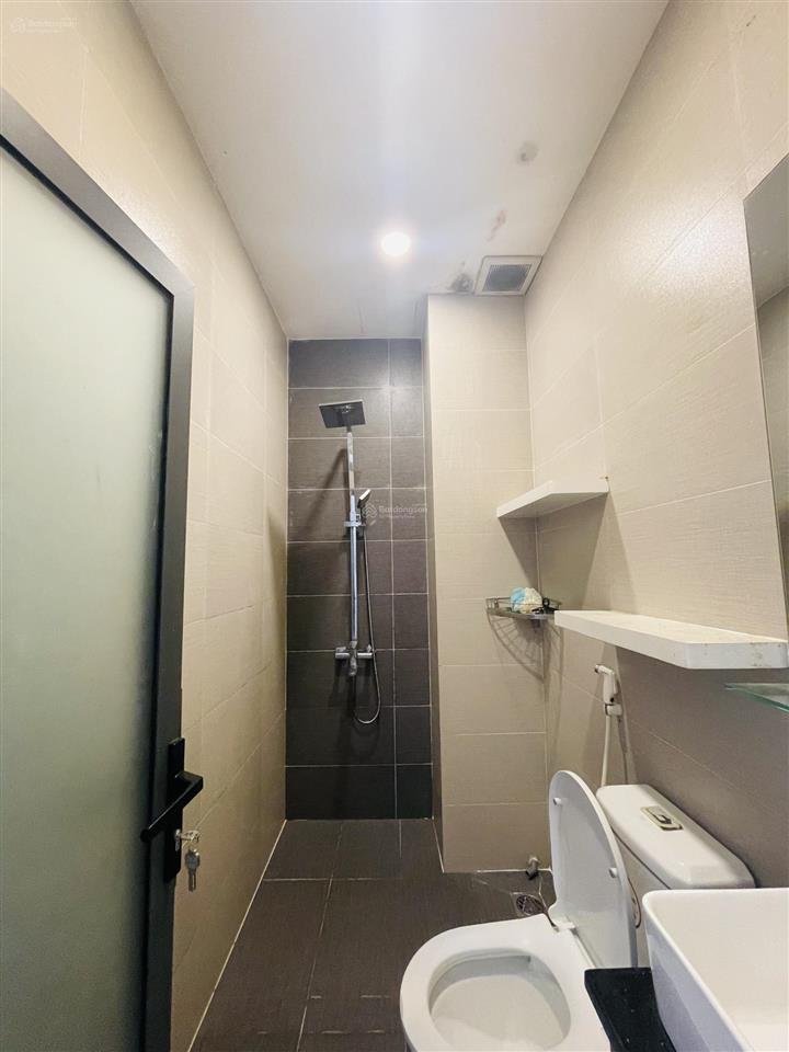 Giảm 1 tỷ! hẻm xe tải thông  ngay chợ tân hương  4 x 14m  56m2 vuông vức  4 tầng  chỉ 9.5 tỷ