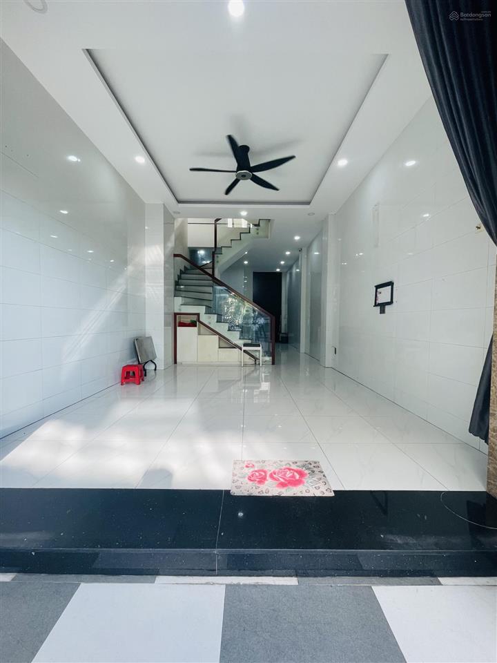Giảm 1 tỷ! hẻm xe tải thông  ngay chợ tân hương  4 x 14m  56m2 vuông vức  4 tầng  chỉ 9.5 tỷ