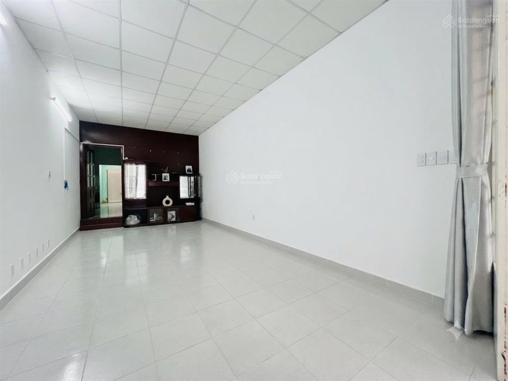 Hẻm nhựa ô tô sát mặt tiền gò dầu ngang khủng 5.5m x 14m tiện xây mới chỉ 7 tỷ