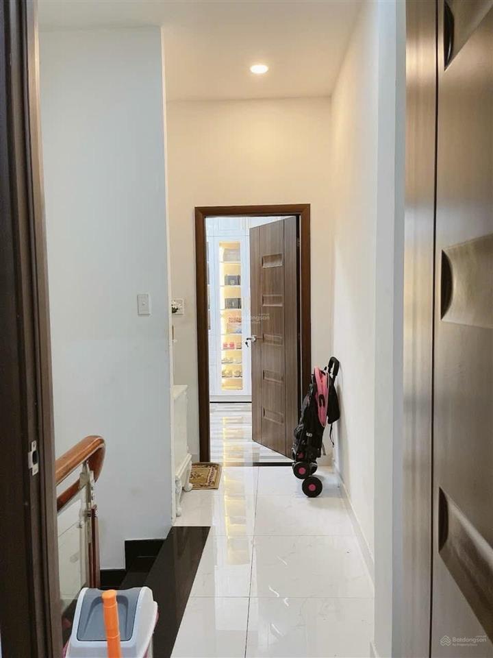 7.8 tỷ! giá tốt tân sơn nhì  85m2  ngang 4.5 x17m  giáp tân bình