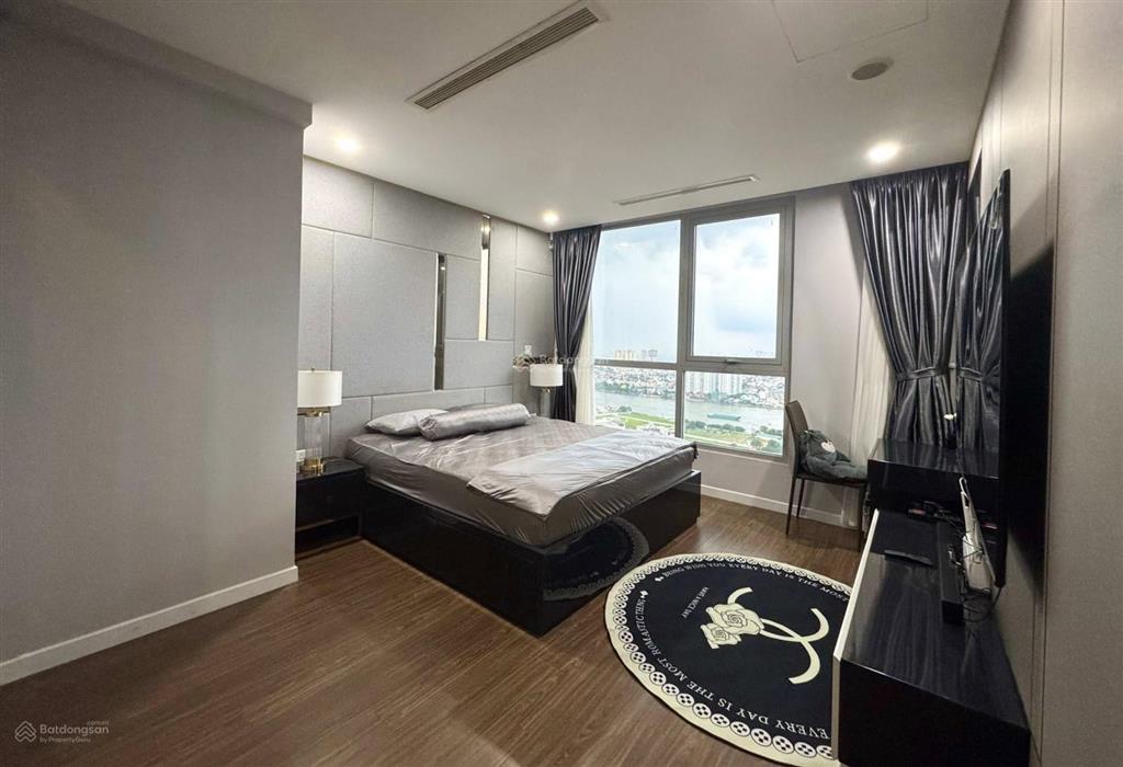 Bán căn 4pn the landmark 81, 150m2, view trực diện công viên, giá 35 tỷ, có sổ