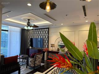 Bán căn 3pn nhà mới đẹp, 126m2, có sổ, giá 12.8 tỷ, tại vinhomes central park