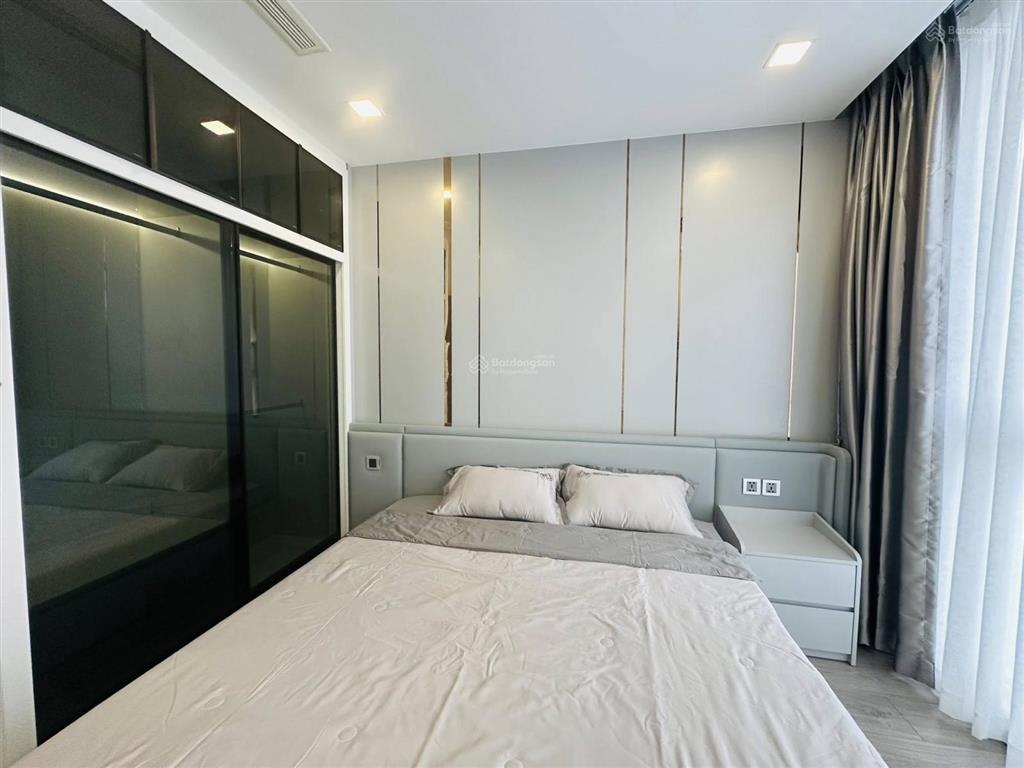 Cho thuê căn hộ 2pn 2wc, 90m2, full nội thất, giá chỉ 18 triệu, tại vinhomes central park