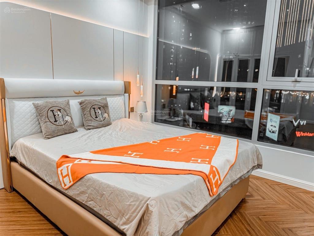 Cho thuê căn hộ 3pn 120m2, full nội thất mới, giá chỉ 28 triệu, tại vinhomes central park