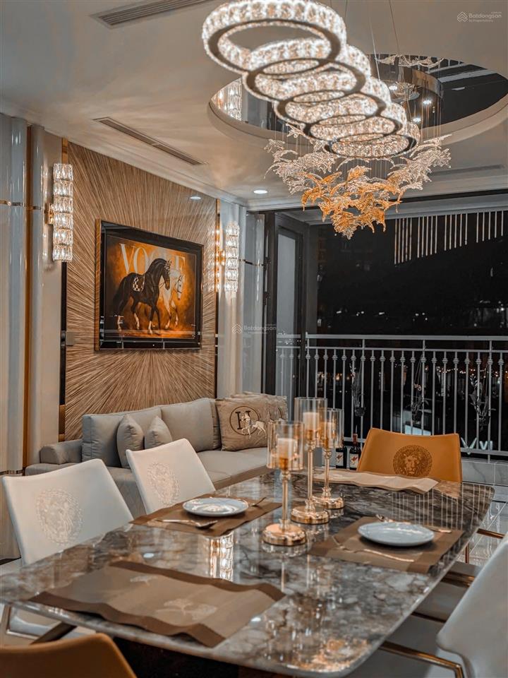 Cho thuê căn hộ 3pn 120m2, full nội thất mới, giá chỉ 28 triệu, tại vinhomes central park