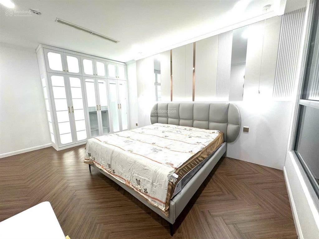 Độc quyền bán căn 3pn, 12 tỷ, 125m2, có sổ, tại vinhomes central park