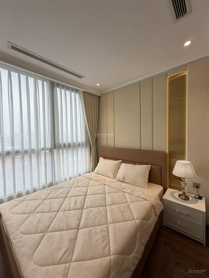 Bán gấp 2pn 88m2, 9,8 tỷ, toà park, có sổ lâu dài.  0931 441 ***