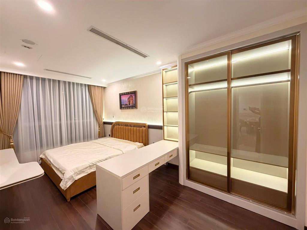 Bán gấp 2pn 84m2, 8.5 tỷ, có sổ lâu dài, hướng mát.  0931 441 ***