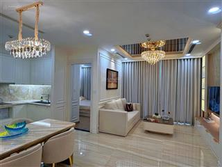 Bán gấp căn 2pn 10 tỷ, 82m2, toà landmark, có sổ tại vinhomes central park