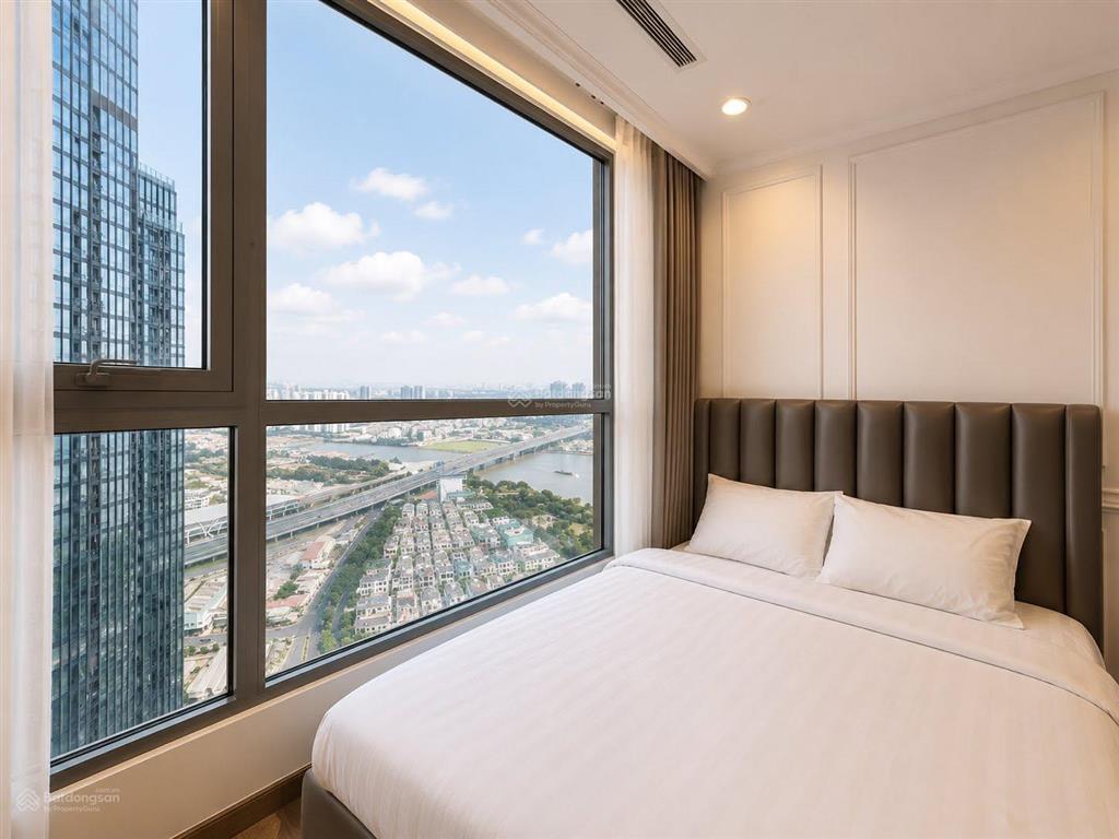 Bán gấp 2pn view trực diện sông, 10 tỷ, toà landmark, 80m2, có sổ lâu dài.  0931 441 ***