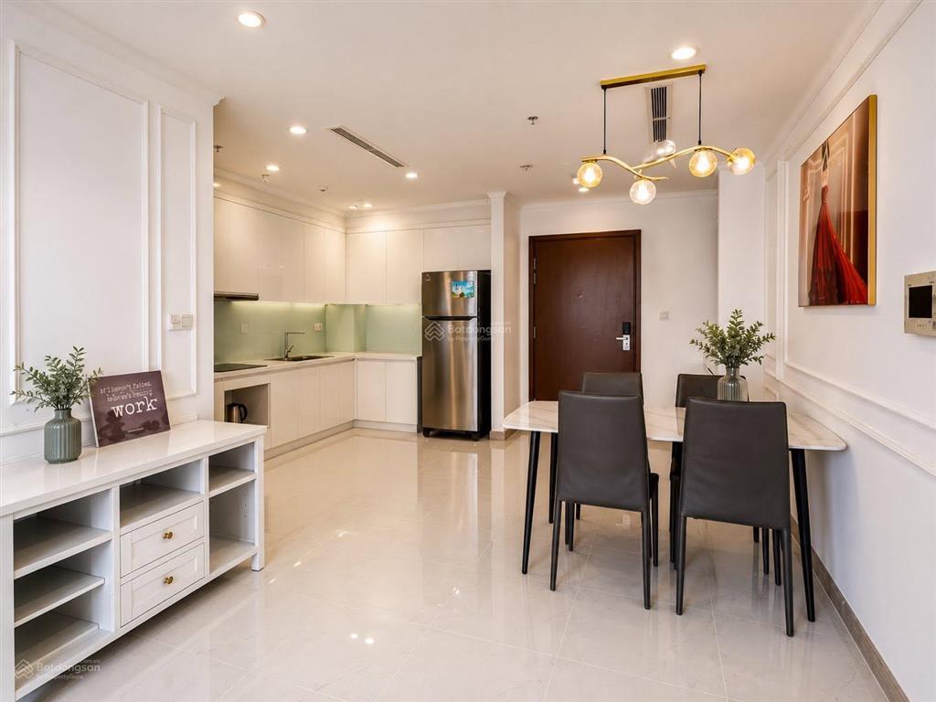 Bán gấp 2pn view trực diện sông, 10 tỷ, toà landmark, 80m2, có sổ lâu dài.  0931 441 ***